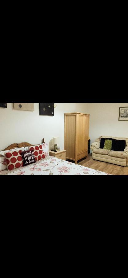 Heart Of Aberdeen City Centre 3 Bedrooms Apartment المظهر الخارجي الصورة