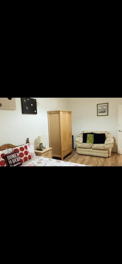 Heart Of Aberdeen City Centre 3 Bedrooms Apartment المظهر الخارجي الصورة